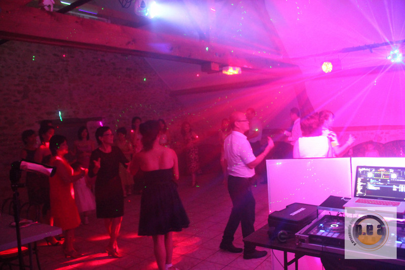 DJ mariage, soirée entreprise, bapteme